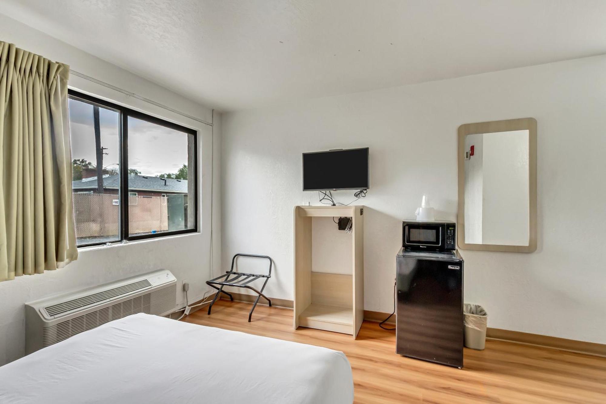 Motel 6 Ogden, Ut- Downtown Екстер'єр фото