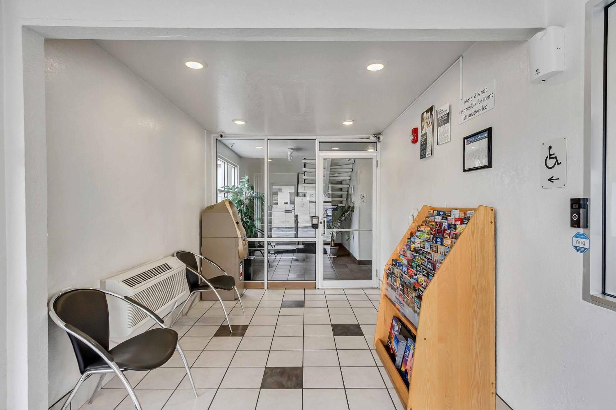 Motel 6 Ogden, Ut- Downtown Екстер'єр фото