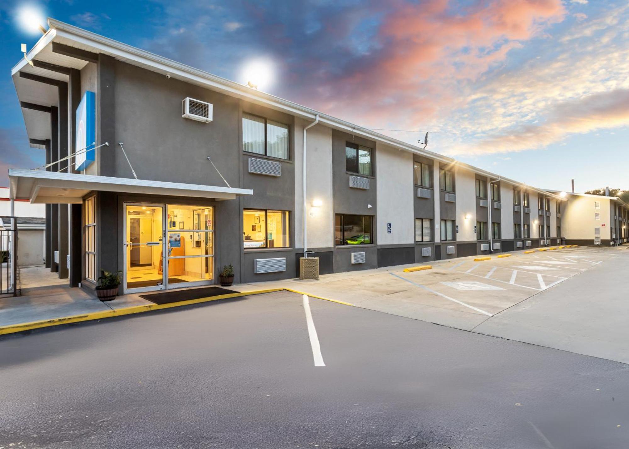 Motel 6 Ogden, Ut- Downtown Екстер'єр фото